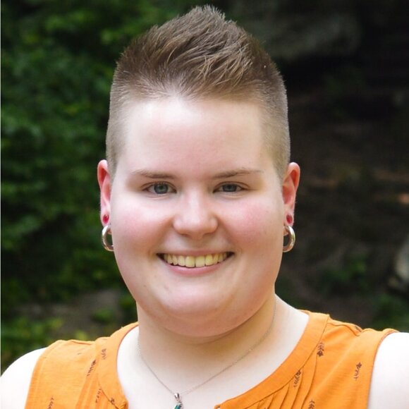 Meet your Posher, Natalee - Picture 1 of 1